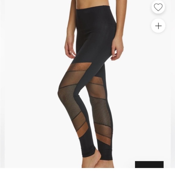 Beyond yoga matching set - Picture 4 of 15